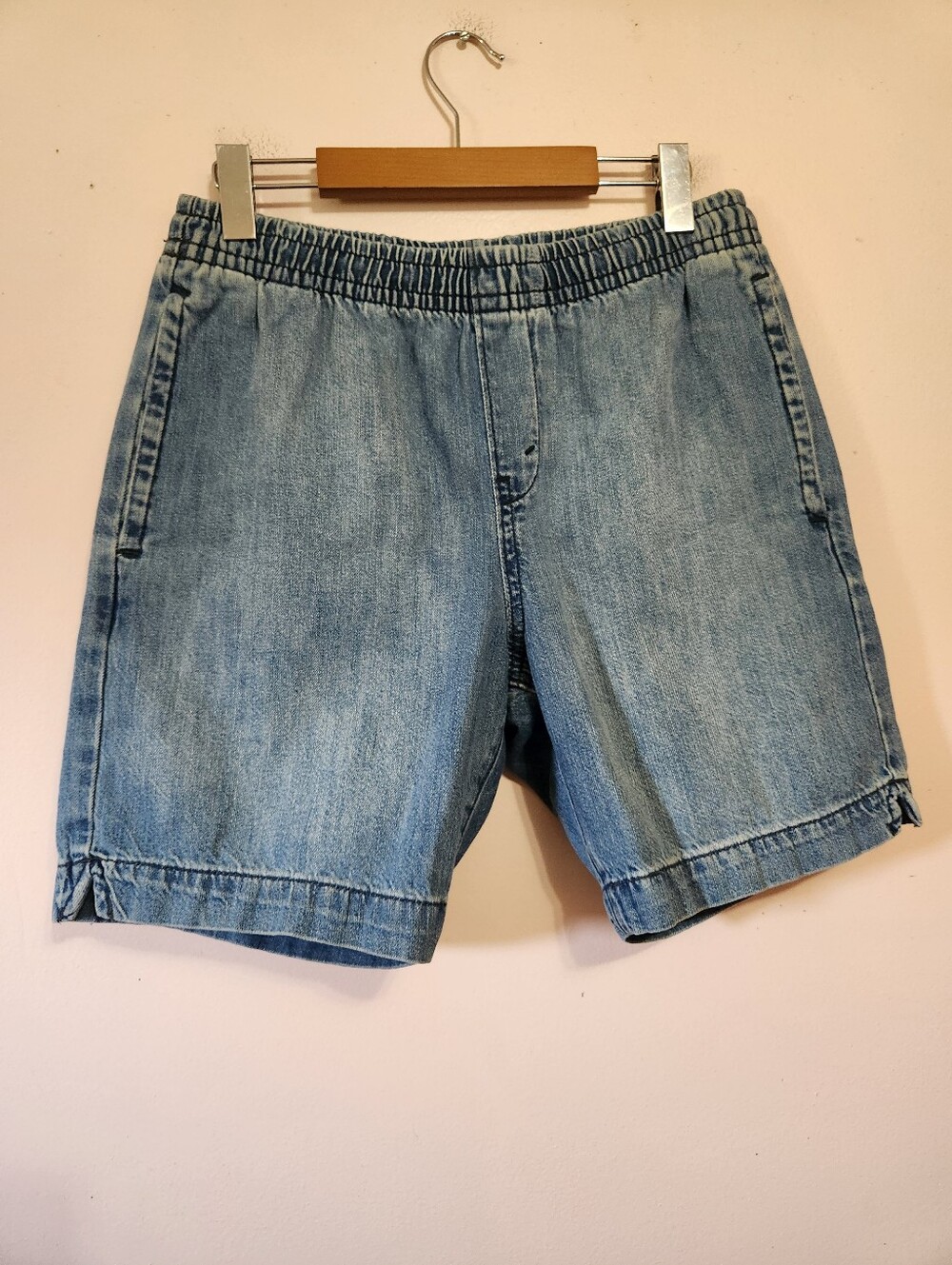 Signature by Levi Strauss Denim Pull-On Shorts Casual Summer Blue Vibe